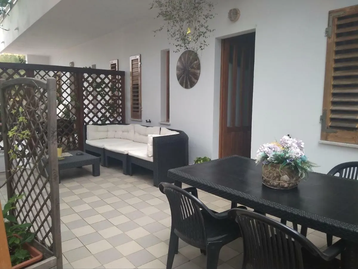 Guest House Oleandro Santa Maria Navarrese