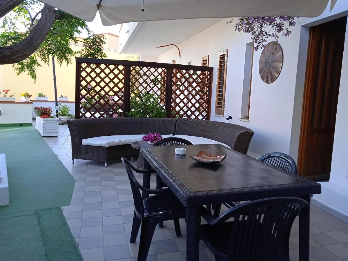 Guest House Oleandro Santa Maria Navarrese